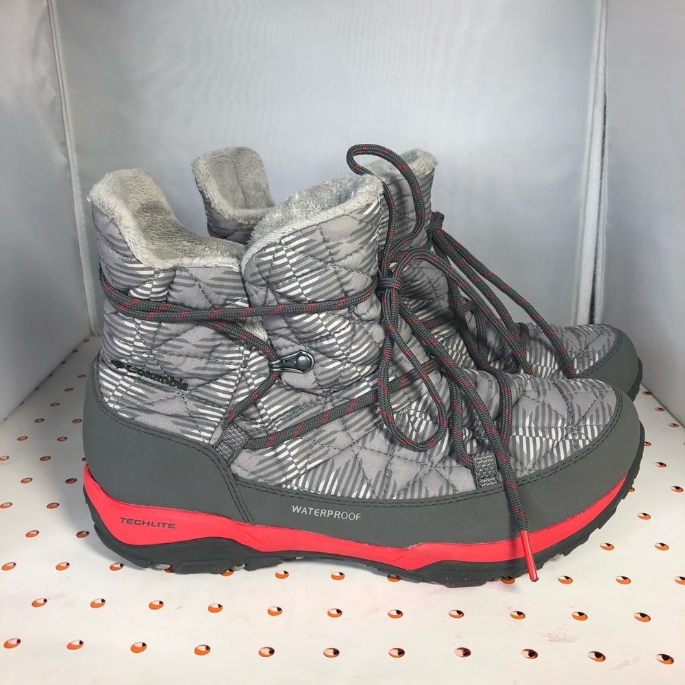 Columbia Loveland Shorty Omni Heat Boots size 8.5